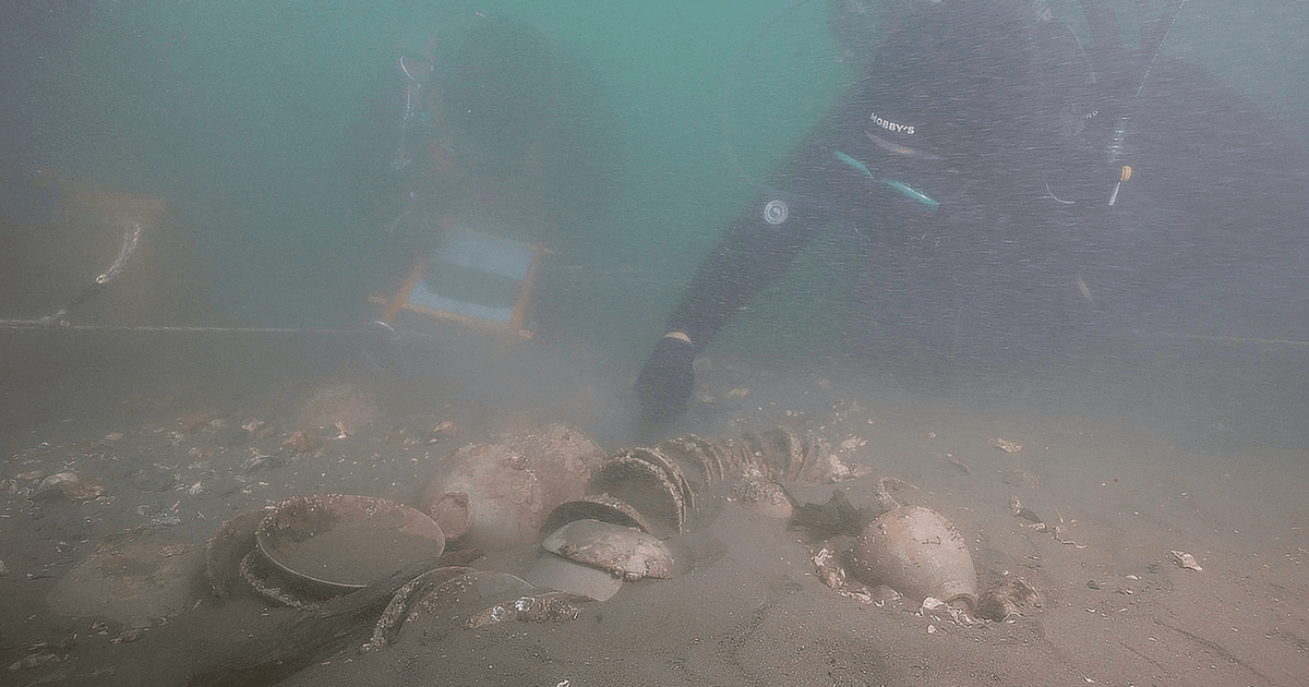 Скарби Дніпра: археологи знайшли 900-річний посуд